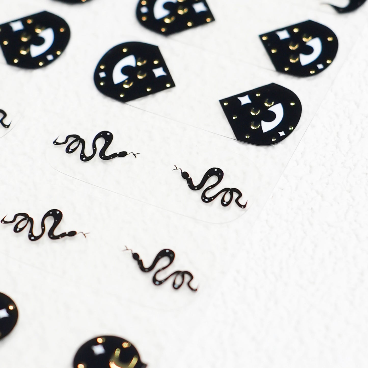 Edgy Elegance (Transparent)